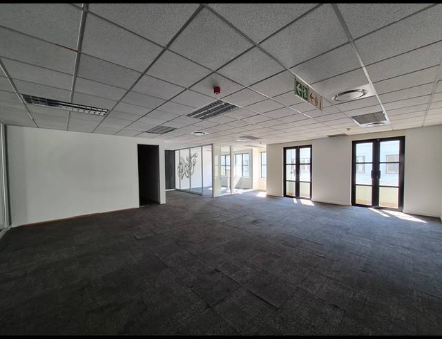 3,265M² OFFICE TO LET IN SANDTON CENTRAL
